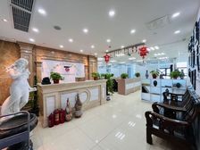 直租 力宝广场407平米特价精装带家具随时看房,交通便利