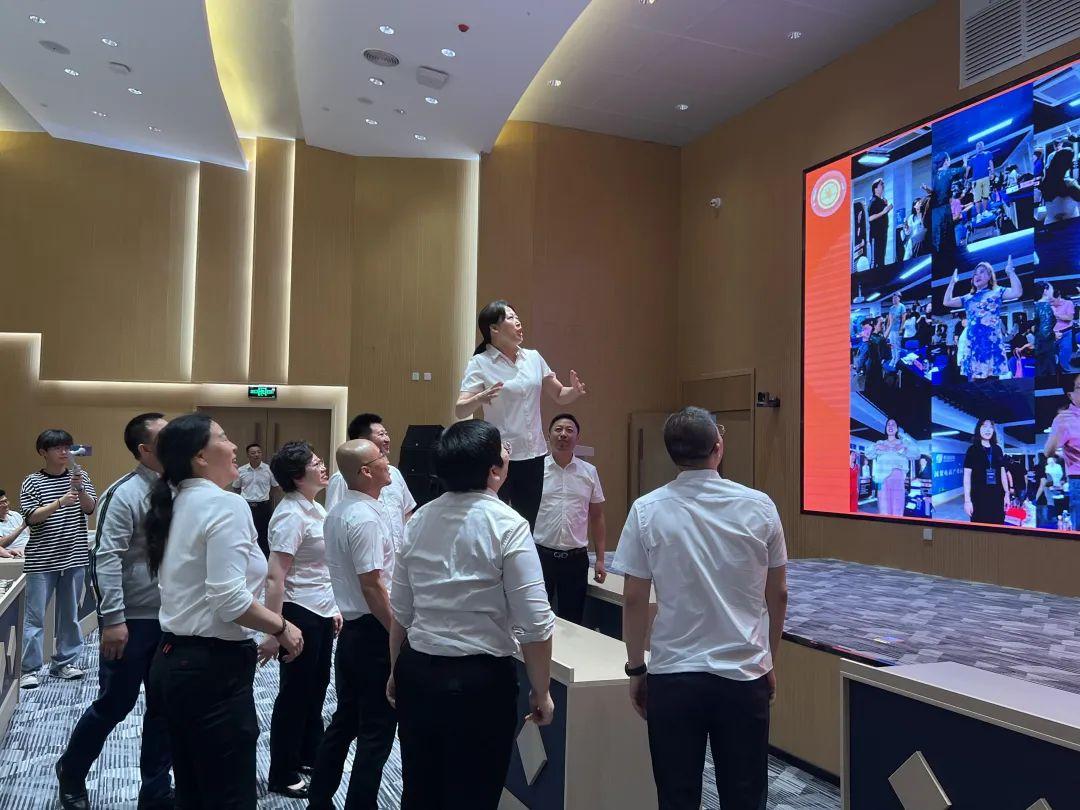 短视频陪跑是什么意思_短视频直播陪跑公司_直播间陪跑是什么意思