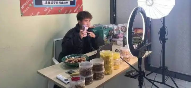直播运营讲师_讲师直播运营工作内容_讲师直播运营方案