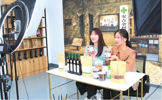 直播运营招聘_直播运营合同_怎样运营直播
