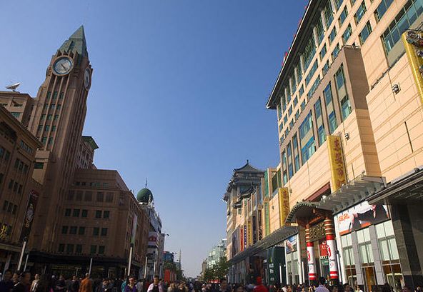 北京东城1000平米办公间_北京1000间房间酒店_70平米怎么能装修3间房