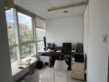 东城 7号线磁器口地铁站 独立办公室30平出租 可注册