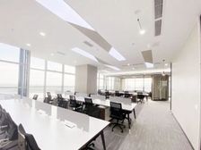 东城区磁器口地铁雍贵中心对电梯 临崇文门新世界 搜宝商务中心