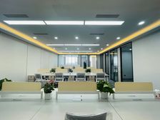 东直门商圈 东方银座 精装修带家具 正对电梯间 临天恒大厦