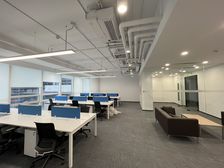 东城区商圈 澳门中心 精装修带家具 正对电梯间 临新东安广场