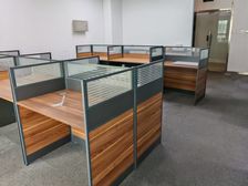 金贸大厦C座纯写125平米精装修带电梯口